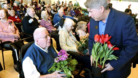 Canada Blooms Donates Flowers by Dan Pierce/Metroland 
